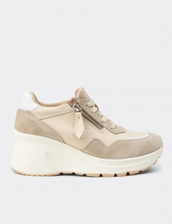 Kadın Hakiki Süet Bej Dolgu Topuk Sneaker