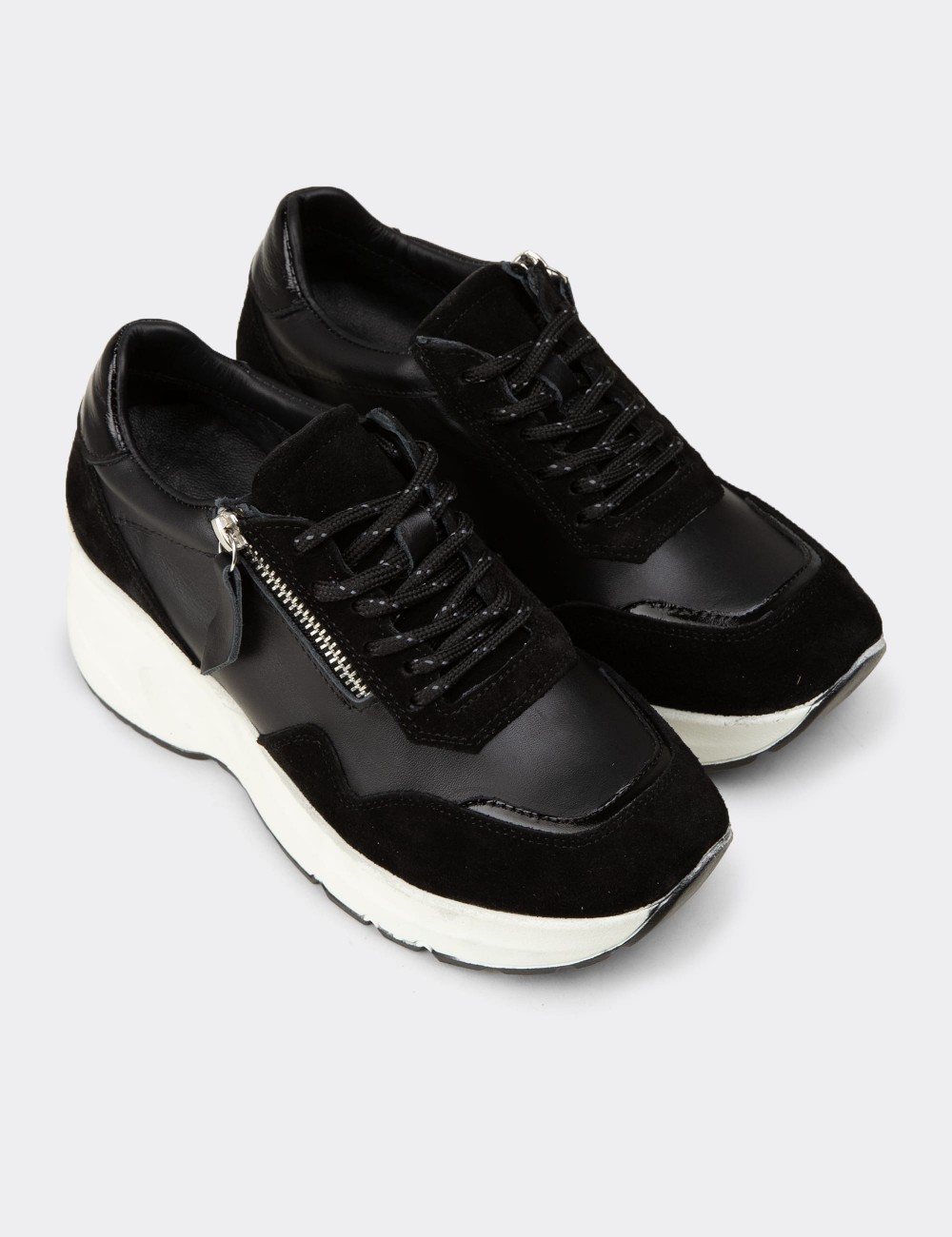 Kadın Hakiki Süet Siyah Dolgu Topuk Sneaker - M9147ZSYHC01