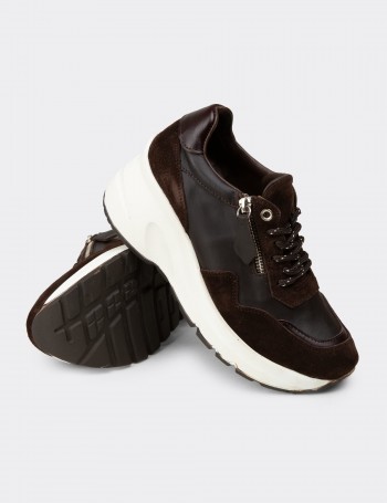 Kadın Hakiki Süet Kahverengi Dolgu Topuk Sneaker - M9147ZKHVC02