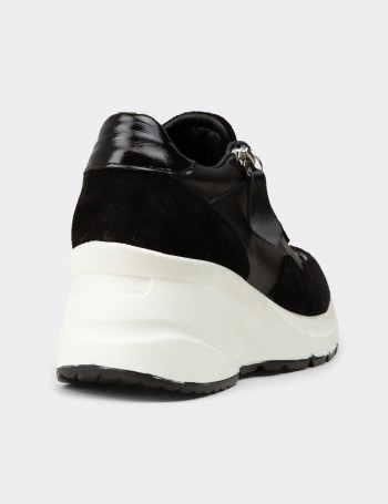 Kadın Hakiki Süet Siyah Dolgu Topuk Sneaker - M9147ZSYHC01