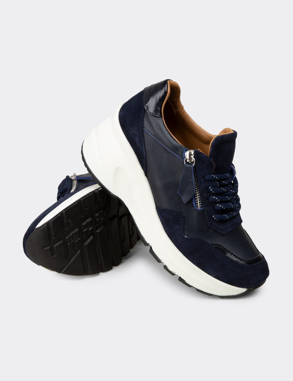 Kadın Hakiki Süet Lacivert Dolgu Topuk Sneaker - M9147ZLCVC01