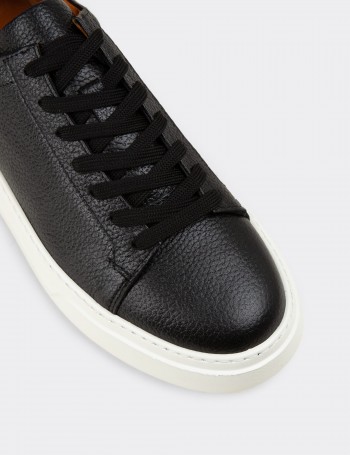 Erkek Siyah Hakiki Deri Sneaker Ayakkabı