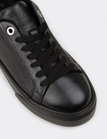 Kadın Hakiki Deri Siyah Sneaker Ayakkabı - 00502ZSYHE03