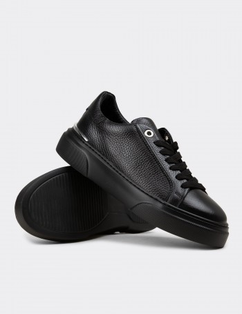 Kadın Hakiki Deri Siyah Sneaker Ayakkabı - 00502ZSYHE03