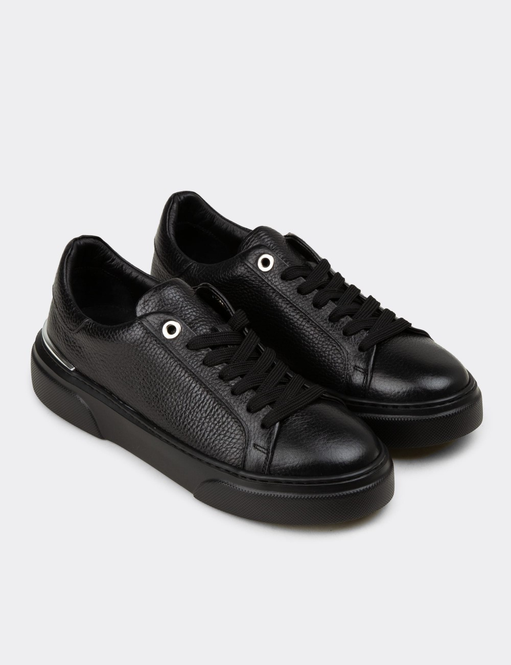Kadın Hakiki Deri Siyah Sneaker Ayakkabı - 00502ZSYHE03