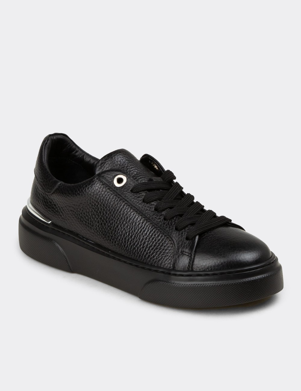 Kadın Hakiki Deri Siyah Sneaker Ayakkabı - 00502ZSYHE03
