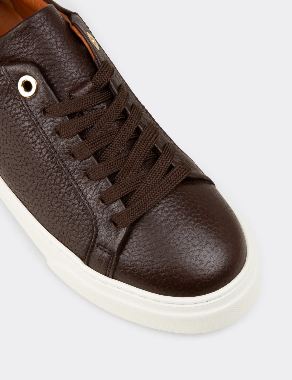 Kadın Hakiki Deri Kahverengi Sneaker Ayakkabı - 00502ZKHVE01