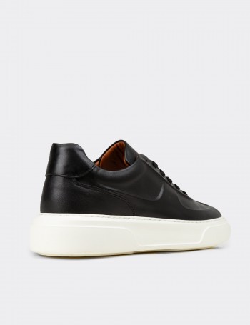 Erkek Siyah Hakiki Deri Sneaker Ayakkabı - 04601MSYHE01