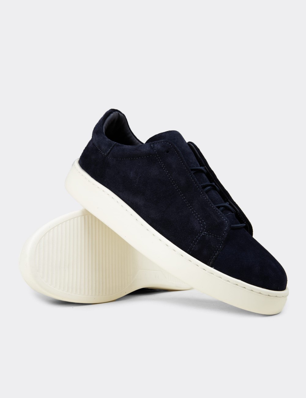 Erkek Gizli Bağcıklı Hakiki Süet Lacivert Sneaker - 04444MLCVE02
