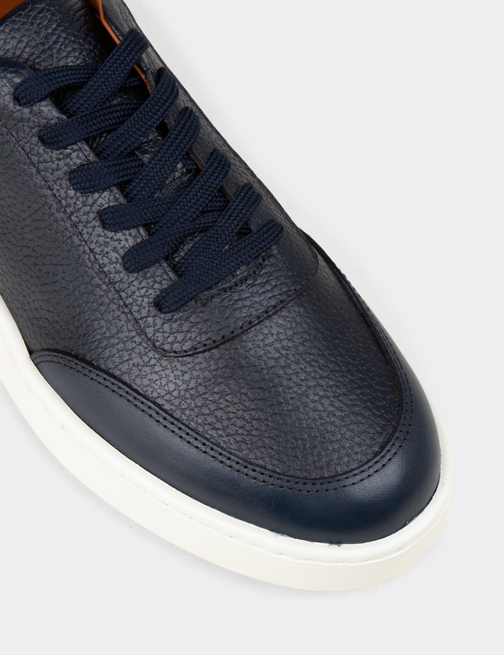 Erkek Lacivert Hakiki Deri Sneaker Ayakkabı - 04406MLCVE01