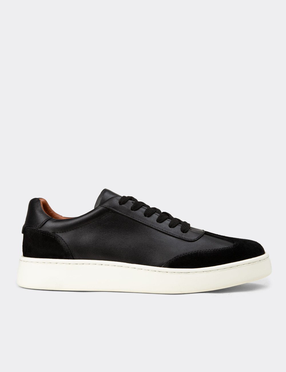 Erkek Siyah Hakiki Deri Sneaker Ayakkabı - 04407MSYHE01