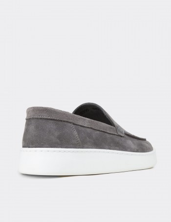 Erkek Hakiki Süet Gri Loafer Ayakkabı - 04405MGRIE01