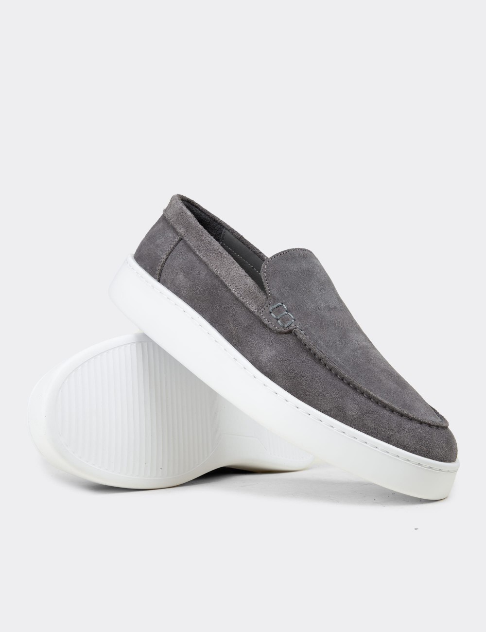 Erkek Hakiki Süet Gri Loafer Ayakkabı - 04405MGRIE01