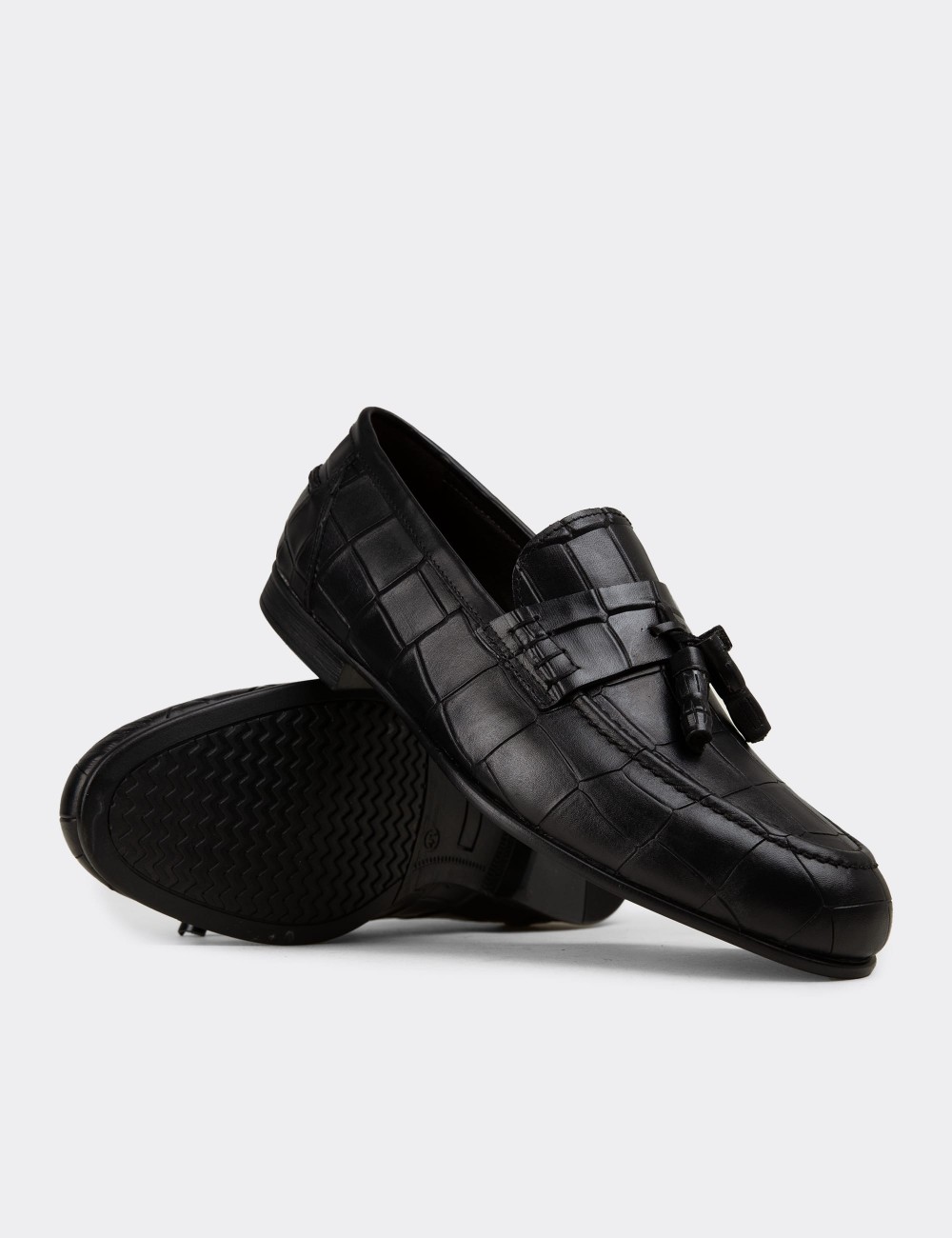 Erkek Hakiki Deri Siyah Püsküllü Loafer - 02050MSYHC01