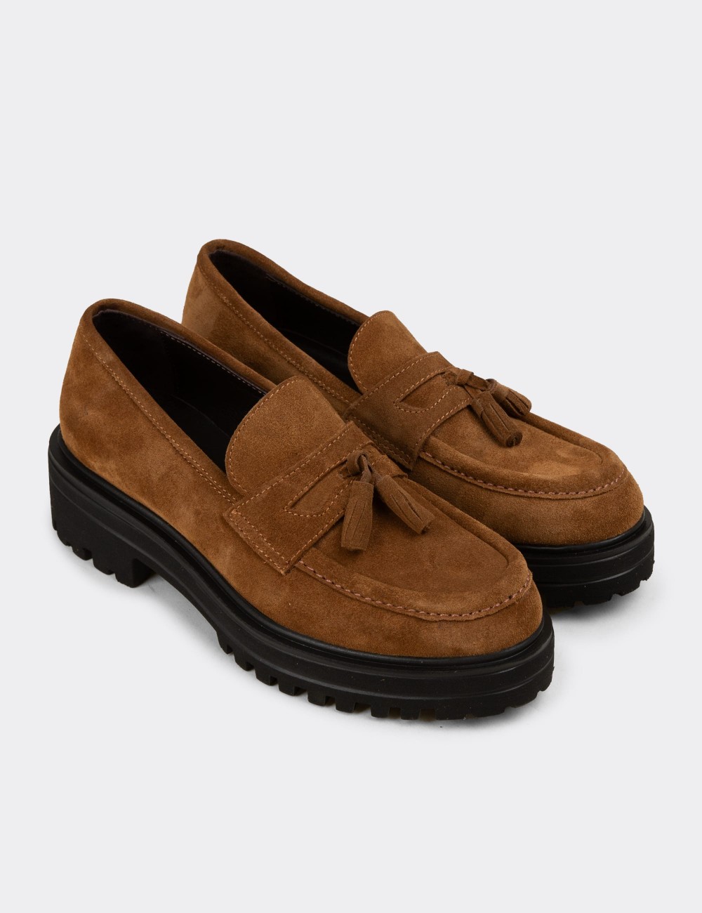 Kadın Taba Rengi Hakiki Süet Püsküllü Loafer - 02020ZTBAE01