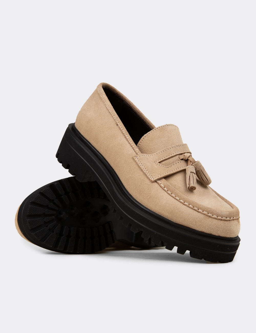 Kadın Hakiki Süet Bej Püküllü Loafer - 02020ZBEJE01