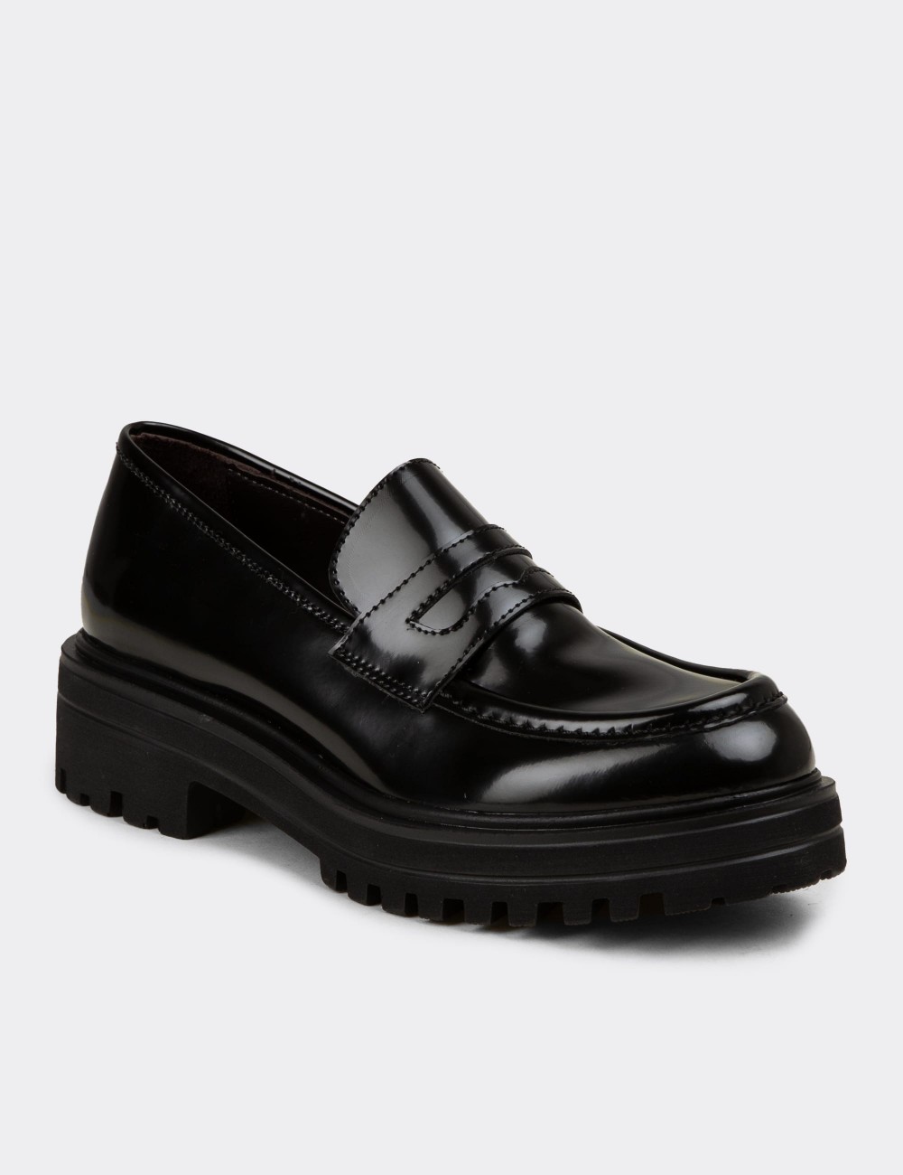 Kadın Hakiki Deri Siyah Loafer Ayakkabı - 01903ZSYHE05