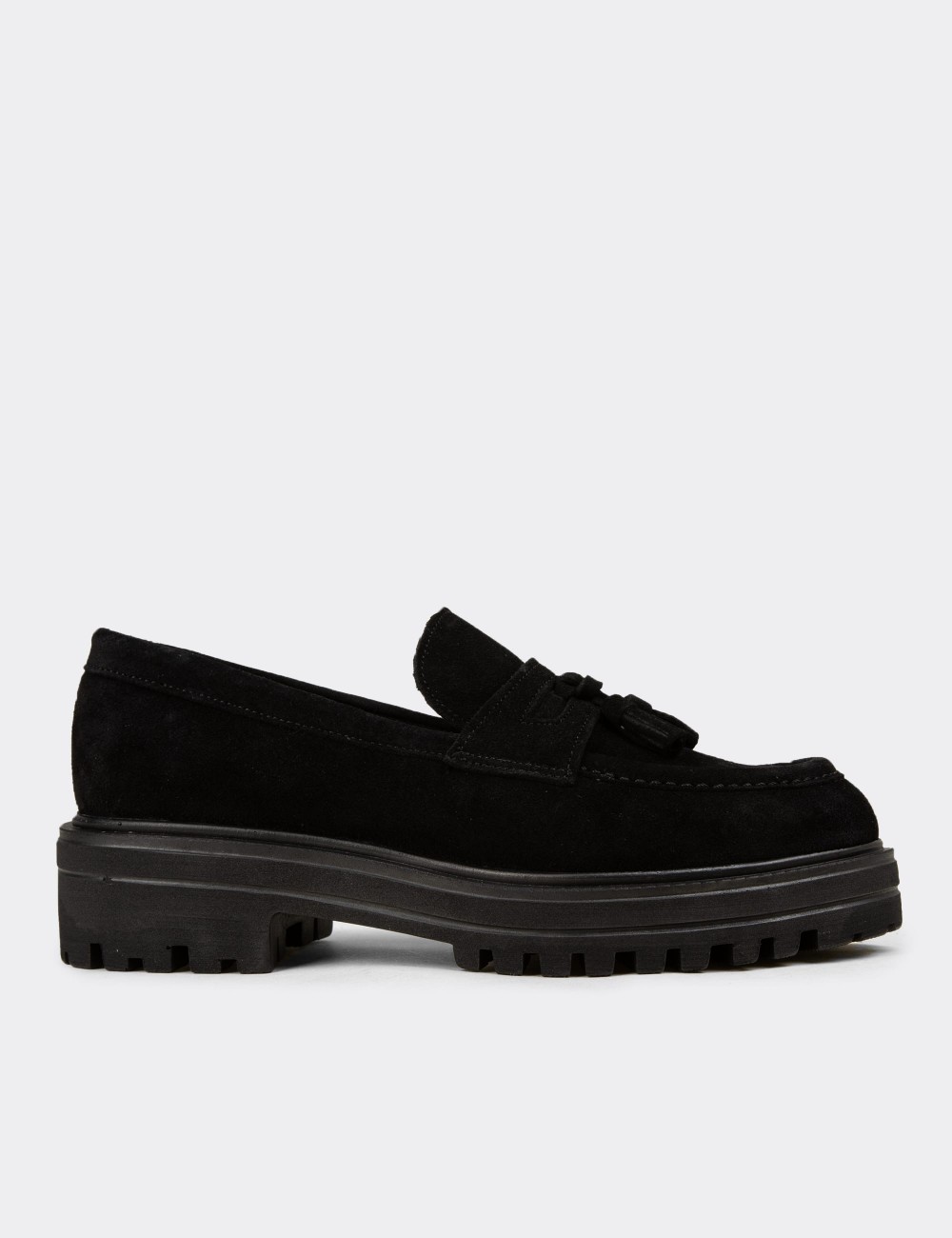 Kadın Hakiki Süet Siyah Püsküllü Loafer - 02020ZSYHE01