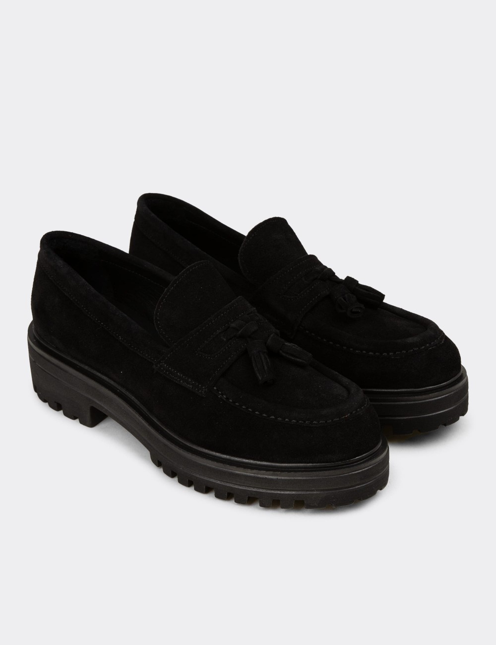 Kadın Hakiki Süet Siyah Püsküllü Loafer - 02020ZSYHE01