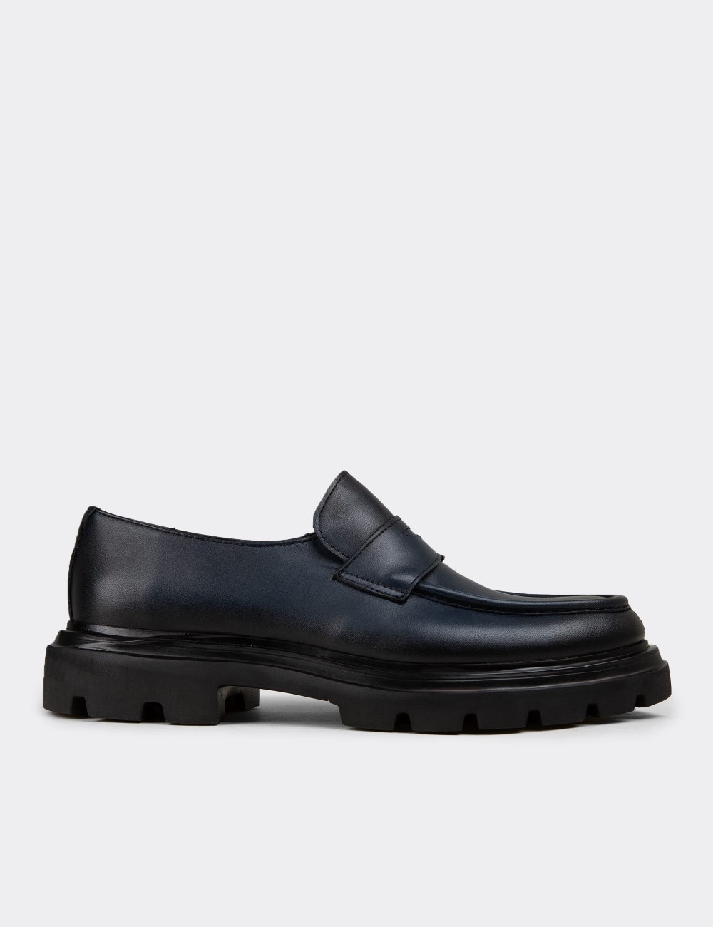 Erkek Hakiki Deri Lacivert Loafer Ayakkabı - 01980MLCVE02