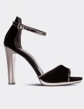 Siyah Süet Topuklu Kadın Ayakkabı