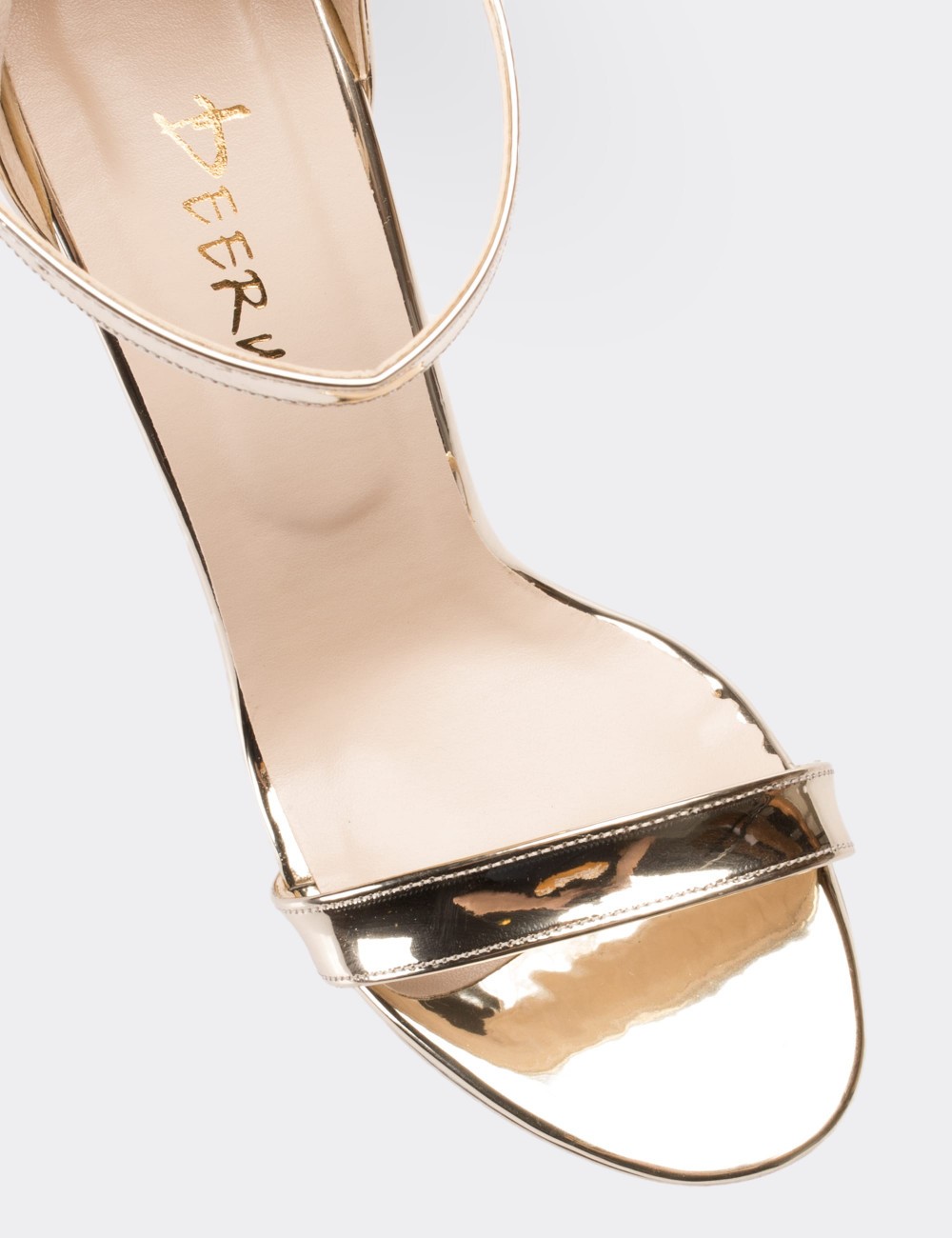Altın Rengi Topuklu Kadın Ayakkabı - 00733ZALTM01