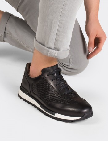Hakiki Deri Siyah Sneaker Erkek Ayakkabı - 01729MSYHT01