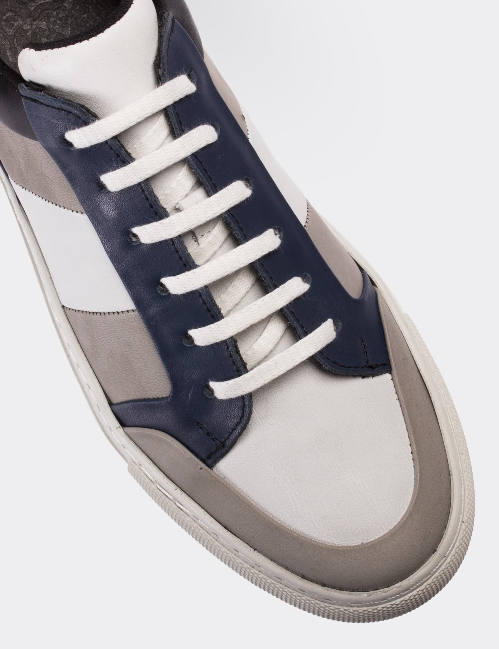 Hakiki Deri Beyaz Sneaker Erkek Ayakkabı - 01723MBYZC01