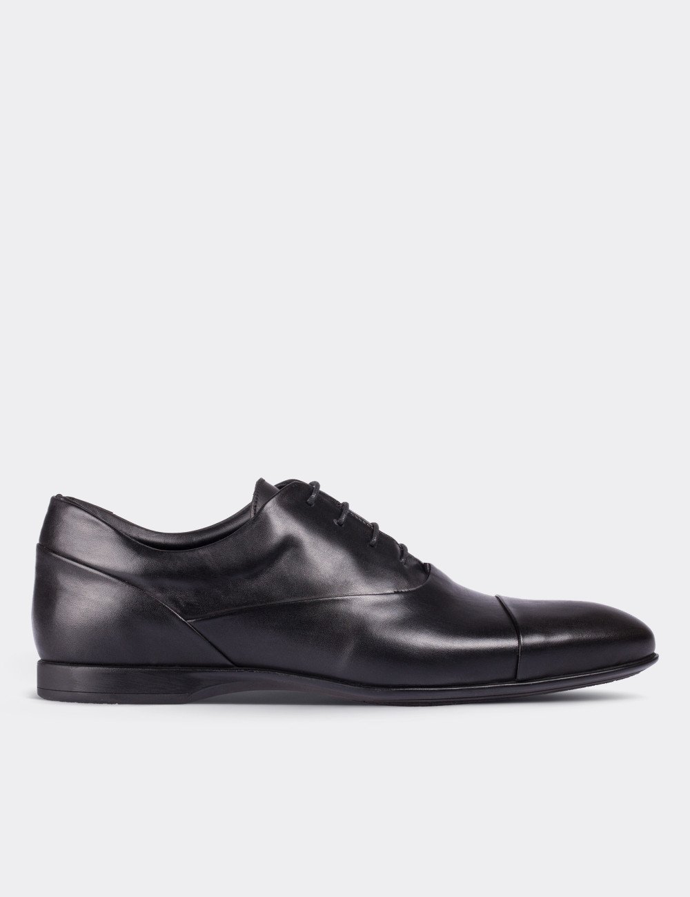 Hakiki Deri Siyah Klasik Erkek Ayakkabı - 01519MSYHC01