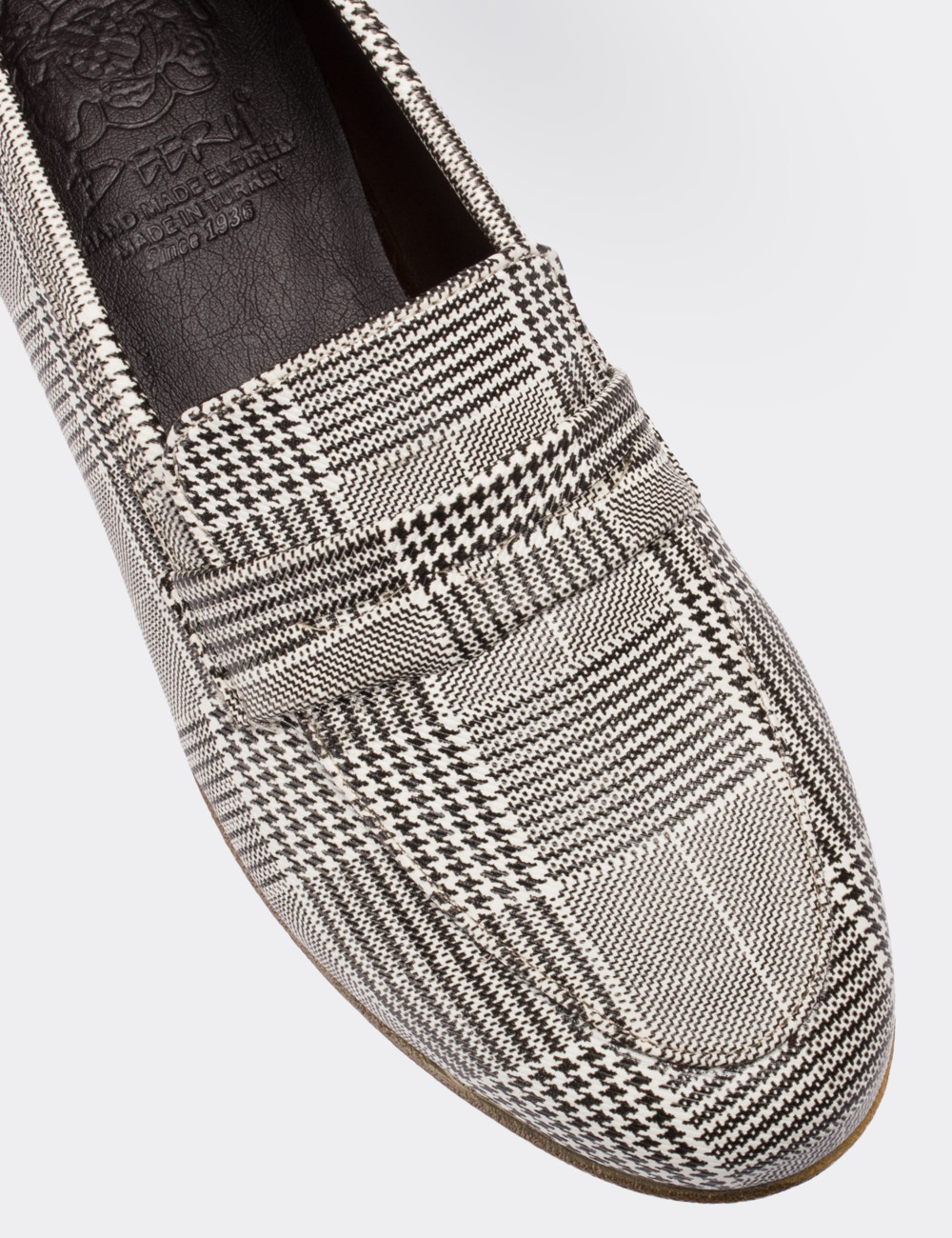 Beyaz Loafer Kadın Ayakkabı - 01743ZBYZM01