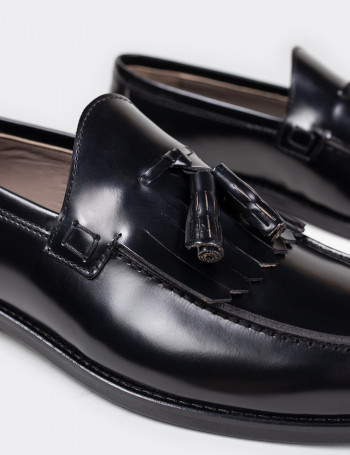 Hakiki Deri Siyah Püsküllü Erkek Loafer - 01735MSYHM01