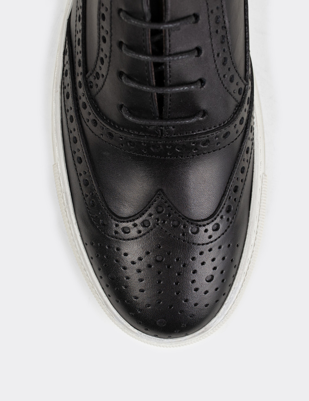 Hakiki Deri Siyah Sneaker Erkek Ayakkabı - 01637MSYHC06