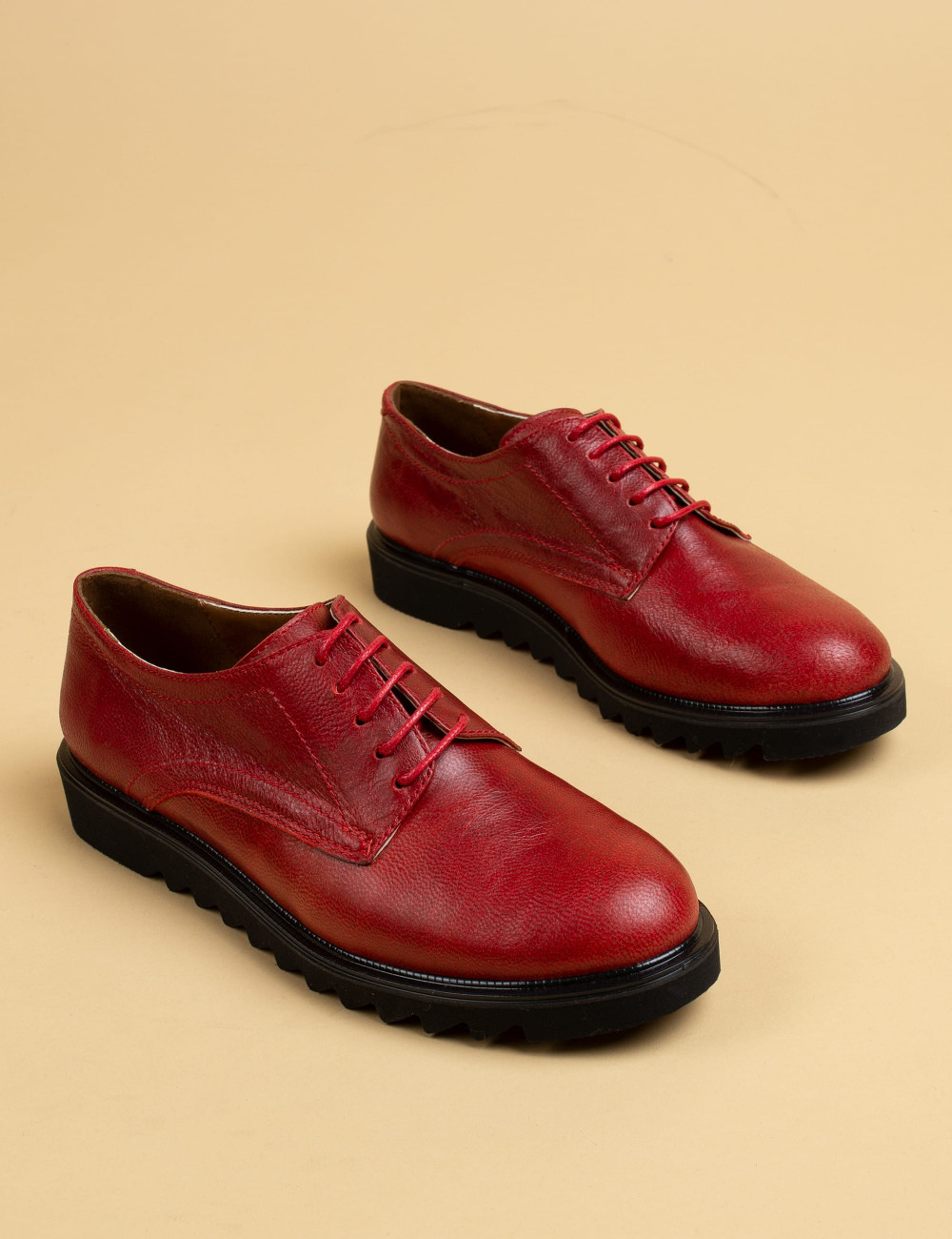 Hakiki Deri Kırmızı Günlük Oxford Kadın Ayakkabı - 01430ZKRMP01
